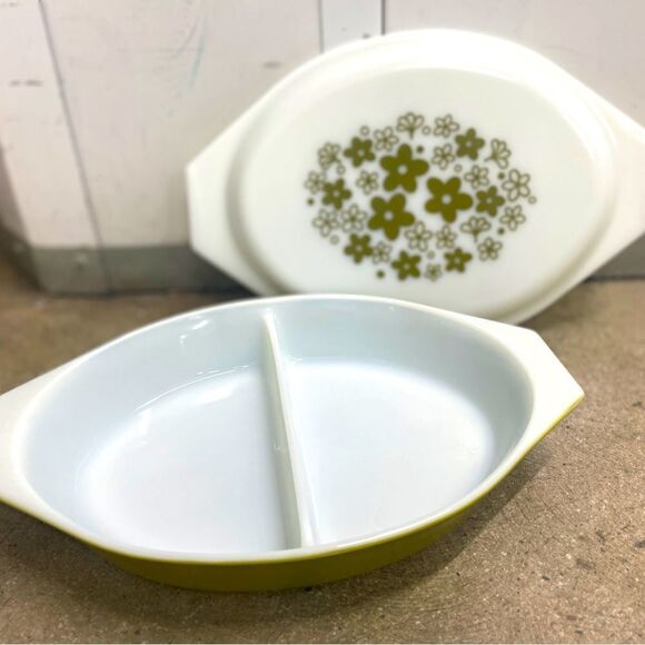 Vintage Pyrex Divided Baking Dish - Picture 3 of 5